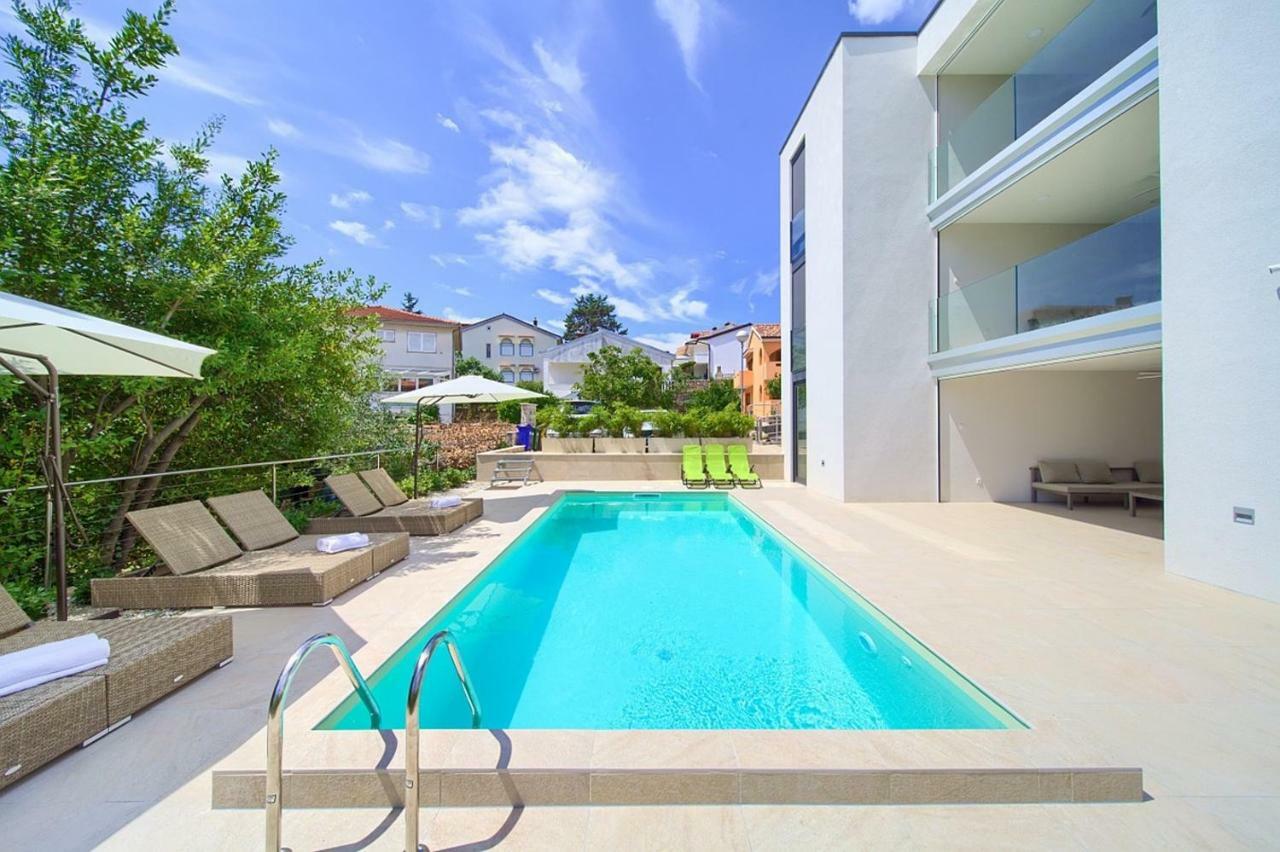 Villa Celeia Krk Town Exterior foto